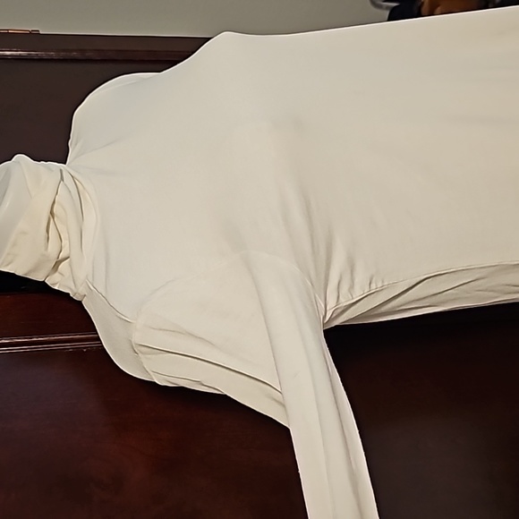 Tahari Extra Small Turtleneck EUC - Picture 3 of 6